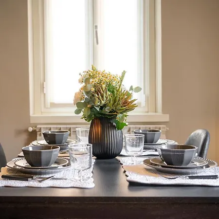 Apartment Seventy